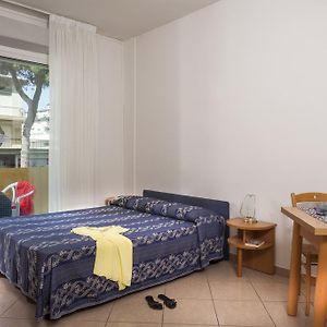 Studio con letto king size